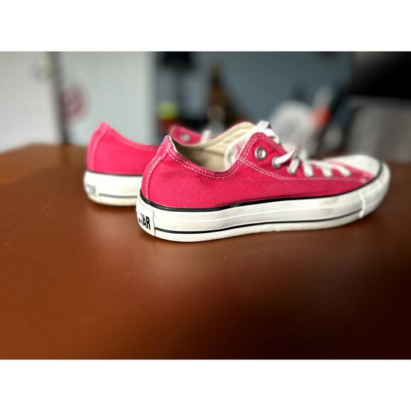 Womens Converse Chuck Taylors PINK Size 8 Pre Owned - Picture 4 of 6